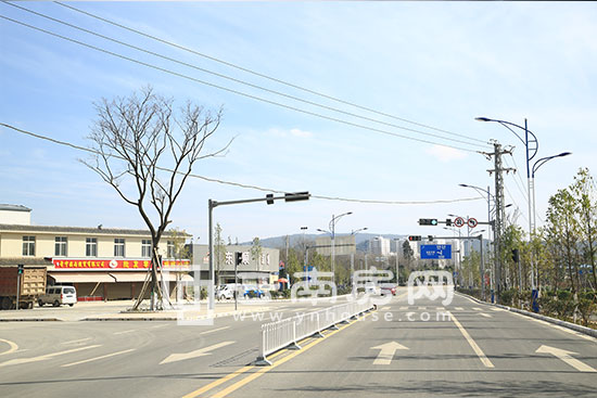 項(xiàng)目周邊道路 項(xiàng)目周邊道路