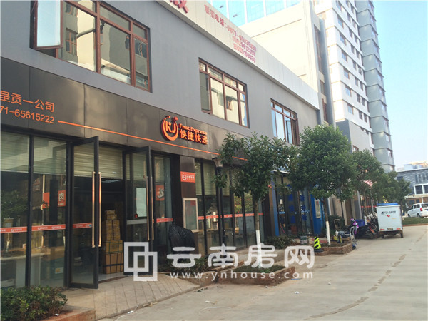 東信中 心城實(shí)景 東信中 心城實(shí)景