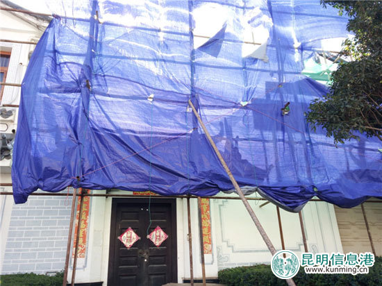 昆明金 實小區一別墅涉嫌違法加蓋 昆明金 實小區一別墅涉嫌違法加蓋