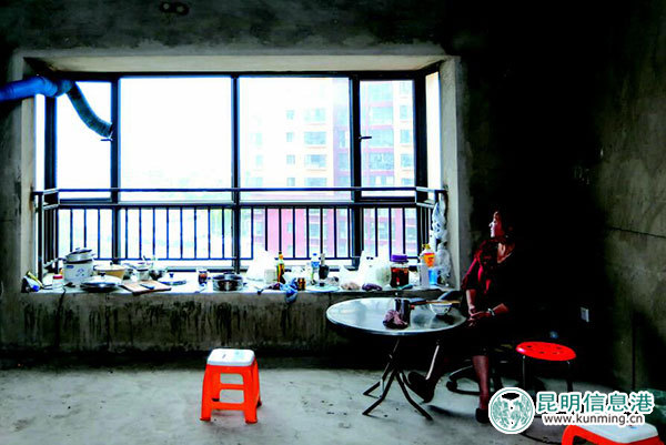 被欠薪的施工人員占用小區毛坯房 被欠薪的施工人員占用小區毛坯房