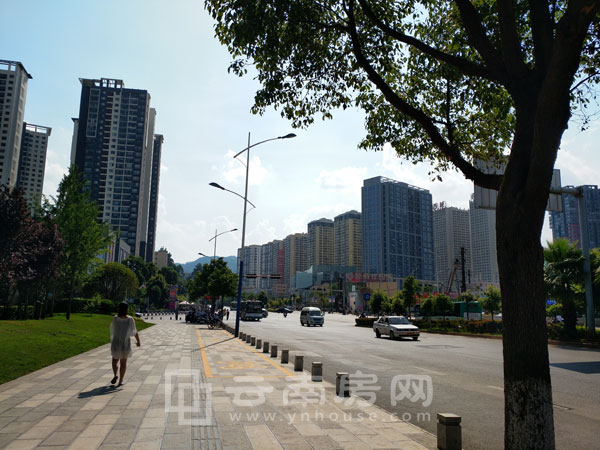 萬科云子旁的交通狀況 萬科云子旁的交通狀況