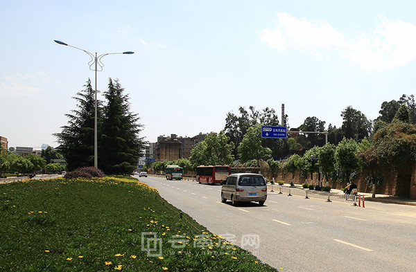 龍泉公館交通實(shí)景圖 龍泉公館交通實(shí)景圖