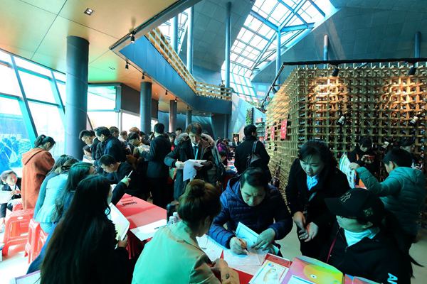 昆明孔雀鎮(zhèn)內(nèi)部解籌 昆明孔雀鎮(zhèn)內(nèi)部解籌