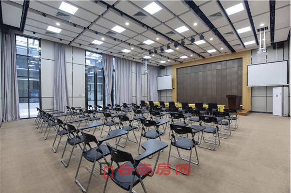 Ŀͬr(sh)ݼ{ϰ˵Ķ๦ܕ(hu)h