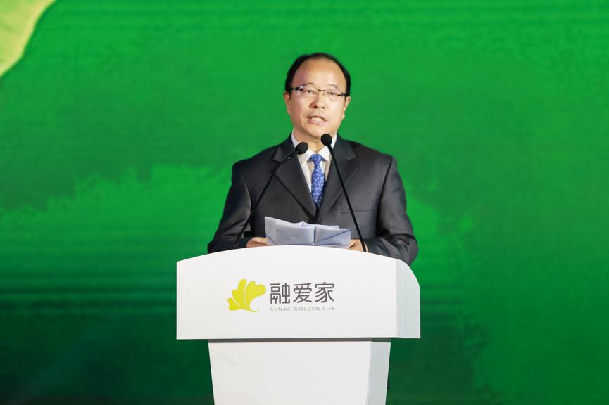 玉溪市委副書(shū)記、市長(zhǎng)張德華發(fā)表致辭 玉溪市委副書(shū)記、市長(zhǎng)張德華發(fā)表致辭