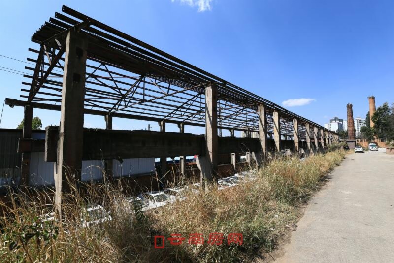 涼亭軋鋼廠現(xiàn)狀(圖/宋全福) 涼亭軋鋼廠現(xiàn)狀(圖/宋全福)