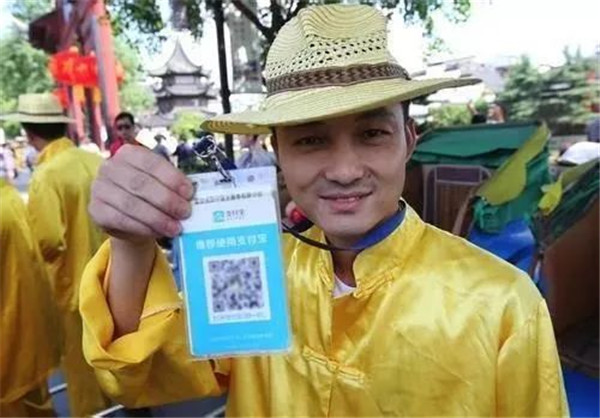 3000 萬人擺地攤,你可知「地攤經濟」背后的創業學問? 3000 萬人擺地攤,你可知「地攤經濟」背后的創業學問?