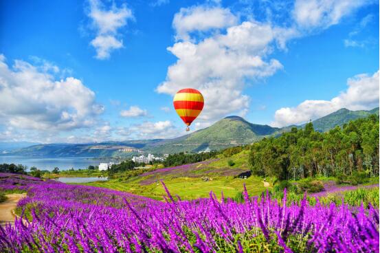 昆明恒大華僑城陽宗海業(yè)主尊享15大權(quán)益重磅發(fā)布,山海生活拭目以待 昆明恒大華僑城陽宗海業(yè)主尊享15大權(quán)益重磅發(fā)布,山海生活拭目以待