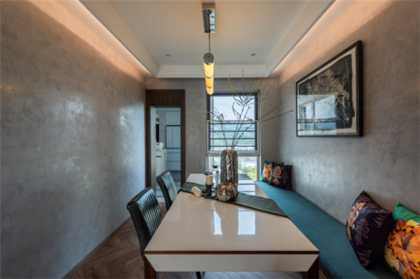 168㎡IT高管的品質大宅:有點好“色” 168㎡IT高管的品質大宅:有點好“色”