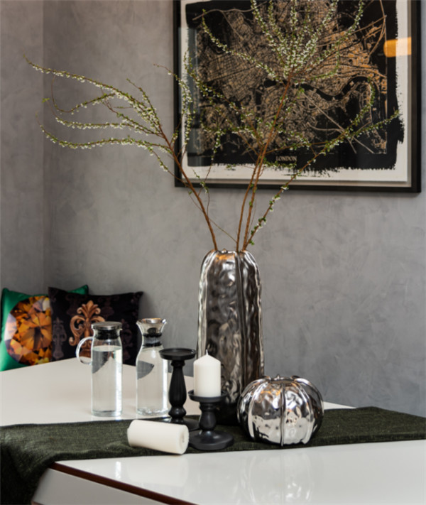 168㎡IT高管的品質大宅:有點好“色” 168㎡IT高管的品質大宅:有點好“色”