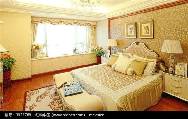 又貴又容易翻車,家里喜歡貼壁紙的人到底圖啥? 又貴又容易翻車,家里喜歡貼壁紙的人到底圖啥?