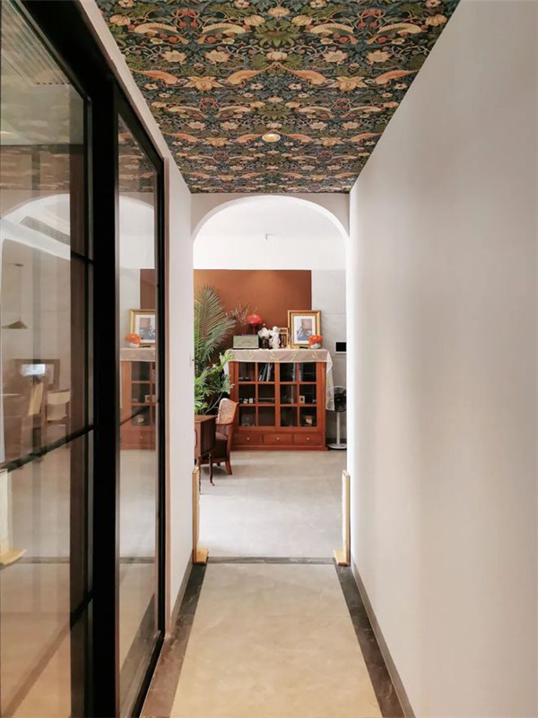 又貴又容易翻車,家里喜歡貼壁紙的人到底圖啥? 又貴又容易翻車,家里喜歡貼壁紙的人到底圖啥?