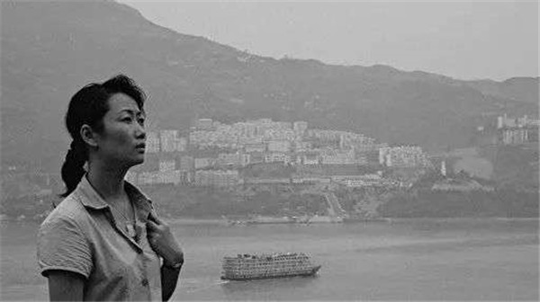 為什么國產懸疑片都喜歡在重慶拍? 為什么國產懸疑片都喜歡在重慶拍?