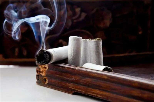 智能艾灸機:朋克養生局,賽博老中醫 智能艾灸機:朋克養生局,賽博老中醫