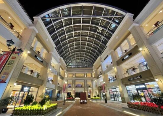 昆明首創奧特萊斯現場 昆明首創奧特萊斯現場