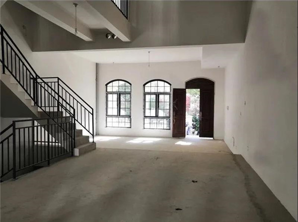 起拍價496萬元!建面396.19平!昆明滇池邊一聯排別墅將進行司法拍賣 起拍價496萬元!建面396.19平!昆明滇池邊一聯排別墅將進行司法拍賣