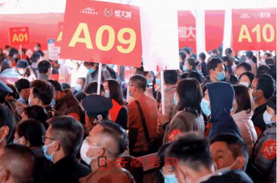 項目去年底開盤時現場人氣火爆 項目去年底開盤時現場人氣火爆