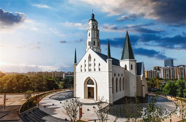 事關(guān)你的五一假期!昆明發(fā)布6條出游提示+10條精品路線 事關(guān)你的五一假期!昆明發(fā)布6條出游提示+10條精品路線