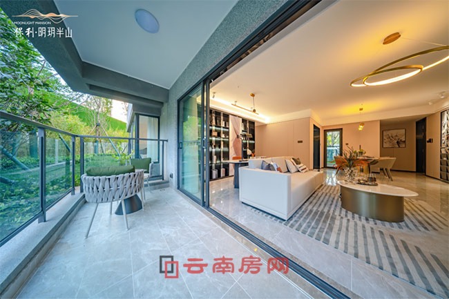 保利·明玥半山樣板間實景 保利·明玥半山樣板間實景