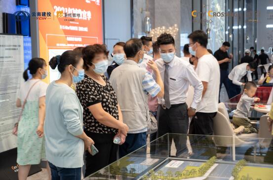 華潤中心潤府熱銷現場 華潤中心潤府熱銷現場