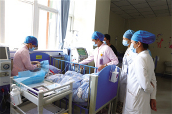 �t�o�ˆT����ѪҺ�������Ğ�С����Ѫ͸