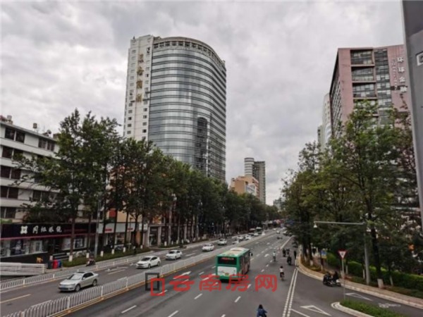 老鄉坑老鄉兩眼淚汪汪,小債主死磕女老板,大朝地產破產清算 老鄉坑老鄉兩眼淚汪汪,小債主死磕女老板,大朝地產破產清算