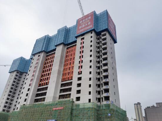 雍錦園A2地塊用時(shí)100天封頂 雍錦園A2地塊用時(shí)100天封頂