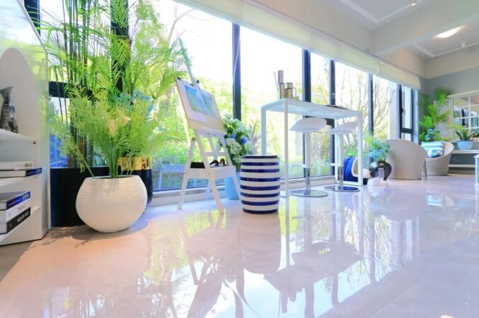 中國鐵建·西派城樾 約143平米樣板房 客廳陽臺實景 中國鐵建·西派城樾 約143平米樣板房 客廳陽臺實景