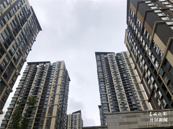 有望明年春節前“領證”!昆明人民路壹號廣場住宅部分即將復工續建 有望明年春節前“領證”!昆明人民路壹號廣場住宅部分即將復工續建