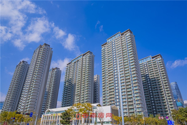 昆明有10多個樓盤實現(xiàn)“買房即交證”,樓市兩大趨勢已難逆轉(zhuǎn) 昆明有10多個樓盤實現(xiàn)“買房即交證”,樓市兩大趨勢已難逆轉(zhuǎn)