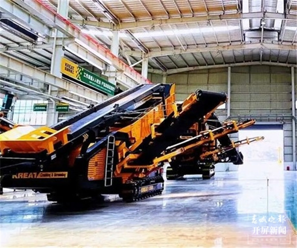 嵩明6臺定制設備成功銷往俄羅斯 嵩明6臺定制設備成功銷往俄羅斯