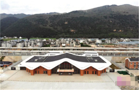 彌蒙高鐵開(kāi)通在即 4座車(chē)站一站一景 彌蒙高鐵開(kāi)通在即 4座車(chē)站一站一景