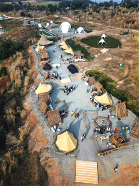 到陽宗海和30多種萌寵愉快玩耍 到陽宗海和30多種萌寵愉快玩耍