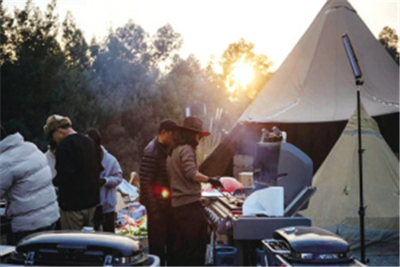 到陽宗海和30多種萌寵愉快玩耍 到陽宗海和30多種萌寵愉快玩耍