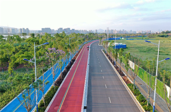 滇池草海片區(qū)已建成11.7公里綠道,成為昆明最美打卡點 滇池草海片區(qū)已建成11.7公里綠道,成為昆明最美打卡點