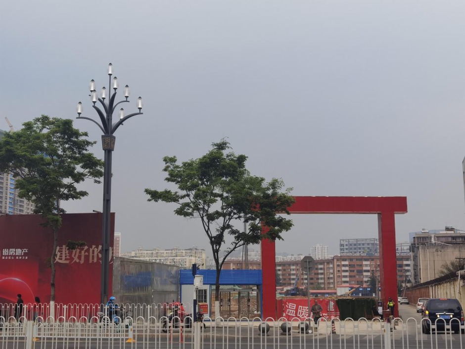 建投·春城華府項目現狀(拍攝于3月28日) 建投·春城華府項目現狀(拍攝于3月28日)