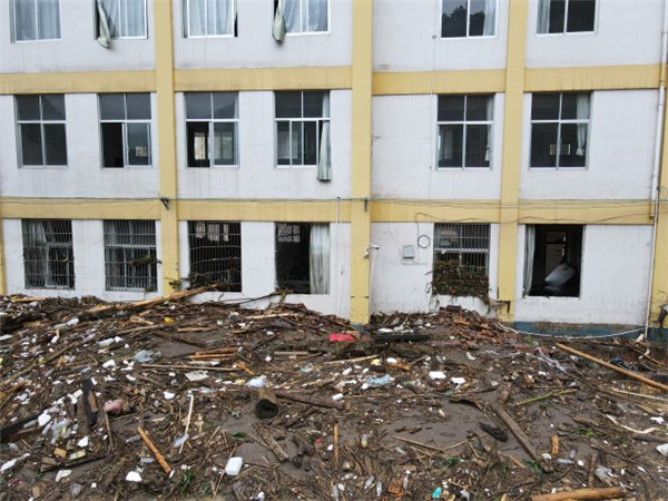 突發!昭通彝良持續暴雨引發山洪,3人不幸遇難、1人失聯 突發!昭通彝良持續暴雨引發山洪,3人不幸遇難、1人失聯