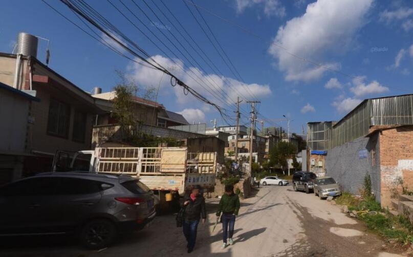 麥溪村建筑密度很高,拆遷體量大、成本高,調規有合理性 麥溪村建筑密度很高,拆遷體量大、成本高,調規有合理性