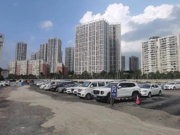 盤龍區(qū)任旗營城改拍地已過11個月(云南房網(wǎng)攝于2023年8月) 盤龍區(qū)任旗營城改拍地已過11個月(云南房網(wǎng)攝于2023年8月)