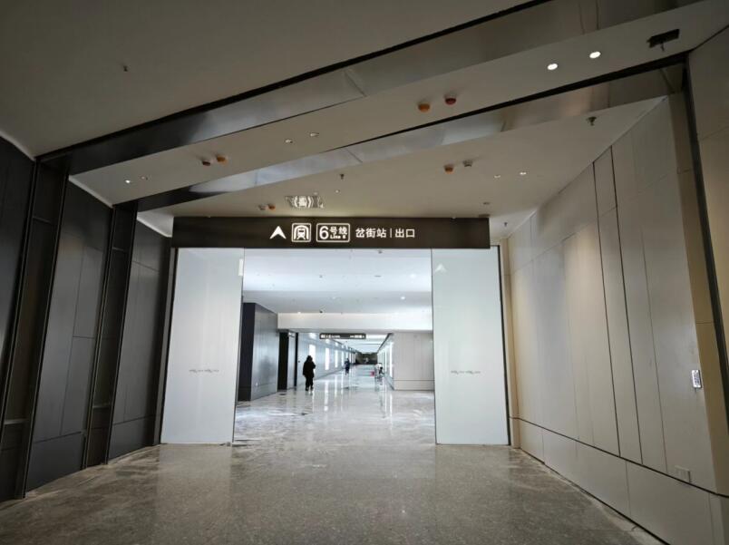 昆明萬象城與地鐵6號線岔街站連接通道已經打通 昆明萬象城與地鐵6號線岔街站連接通道已經打通