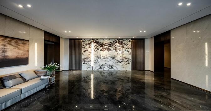 大華翠湖映樓王入戶大堂就已質感滿滿(實拍圖) 大華翠湖映樓王入戶大堂就已質感滿滿(實拍圖)