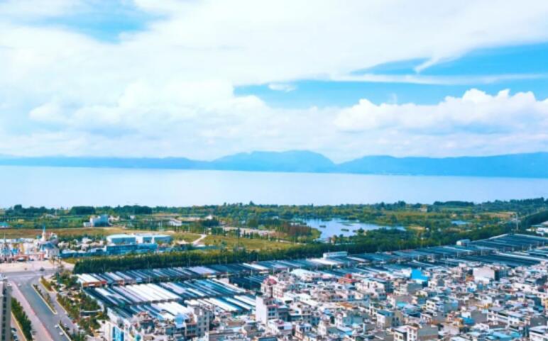 滇池瀾庭距滇池僅約1公里 滇池瀾庭距滇池僅約1公里