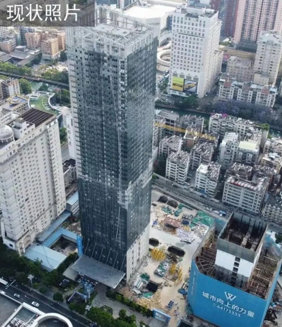 置地廣場現(xiàn)狀,A座寫字樓剩余工程量很大 置地廣場現(xiàn)狀,A座寫字樓剩余工程量很大