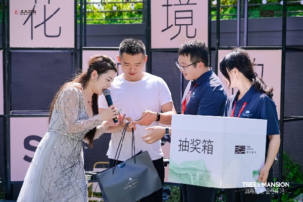 727055e7f8ebca362900a1304b8b9af