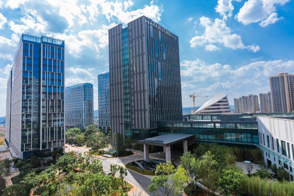 空港首席城市商業綜合體鉑港現代廣場 空港首席城市商業綜合體鉑港現代廣場