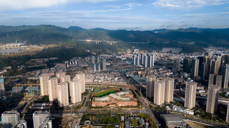 云大附中西山學校 云大附中西山學校