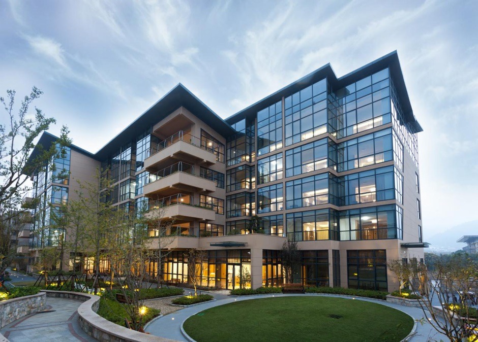 位于杭州市的朗和(銀湖)國(guó)際醫(yī)養(yǎng)中心 位于杭州市的朗和(銀湖)國(guó)際醫(yī)養(yǎng)中心