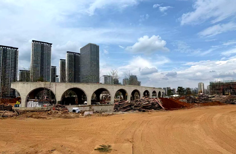 正在施工的官渡區壹號城市公園試驗段 正在施工的官渡區壹號城市公園試驗段