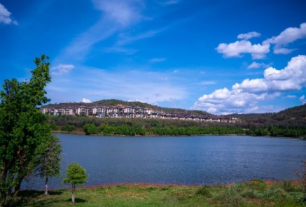 b ɽ ·ƭt_(ti)2025_(ki)xʽAMeУ